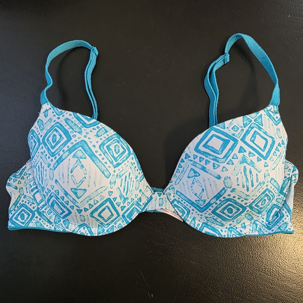 Victoria Secret PINK Blue & White Patterned Padded Wear Everywhere Demi Bra 34B